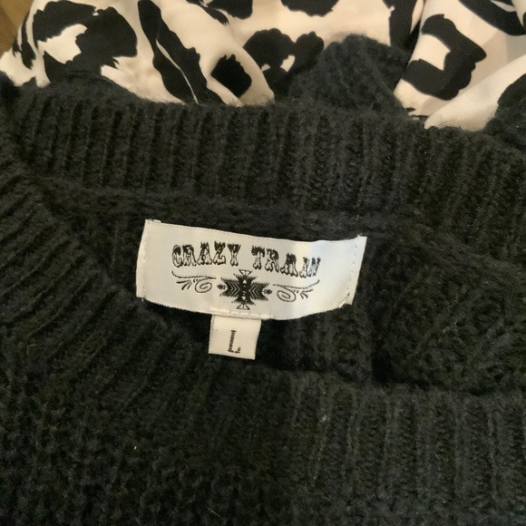 Crazy Train lightning bolt sweater. - Picture 6 of 8